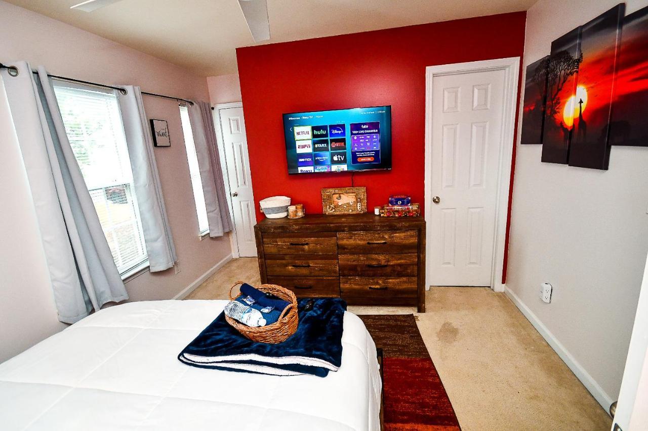 Amazing Large 3 Bed House With King Bed Less Than 10 Miles To Dtwn Атланта Екстериор снимка